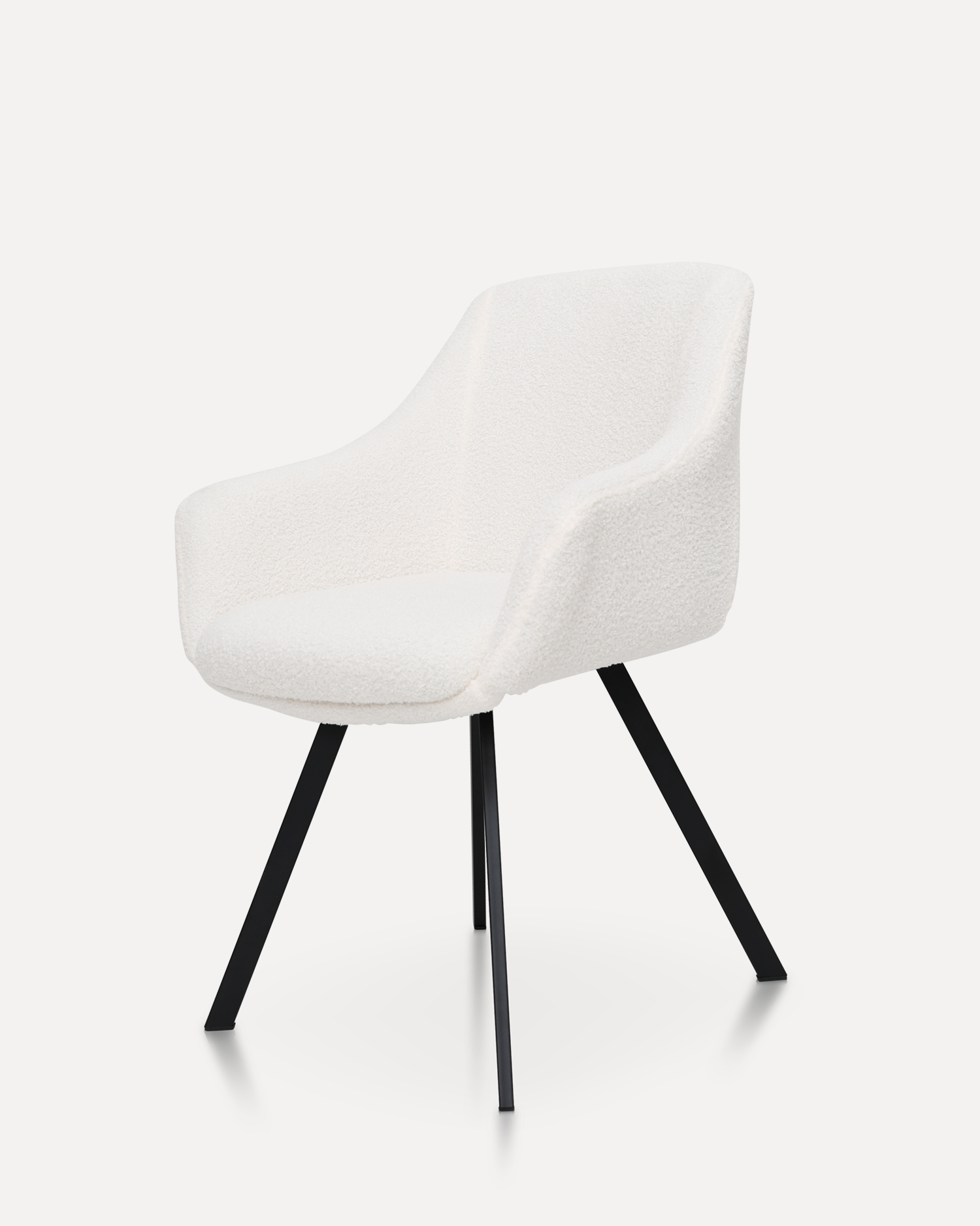 আরামদায়ক গৃহবধূ ডাইনিং চেয়ার