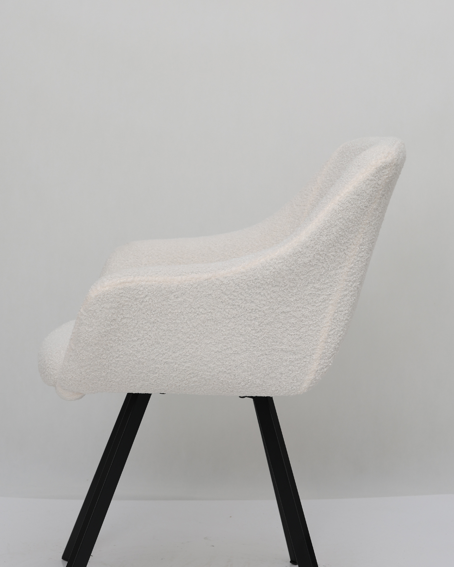 আরামদায়ক গৃহবধূ ডাইনিং চেয়ার আরামদায়ক গৃহবধূ ডাইনিং চেয়ার