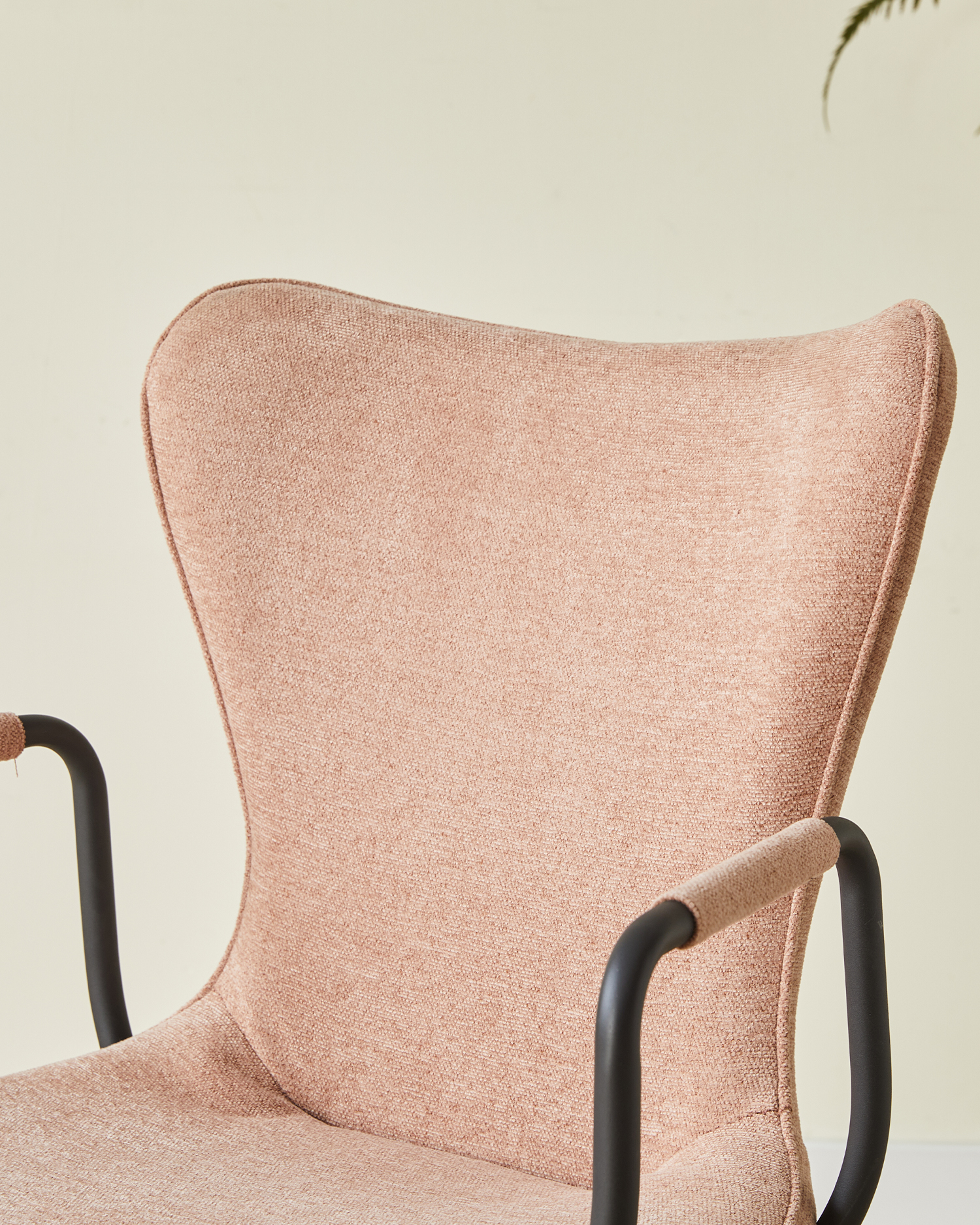 বাহু সহ সমসাময়িক ডাইনিং চেয়ার বাহু সহ সমসাময়িক ডাইনিং চেয়ার