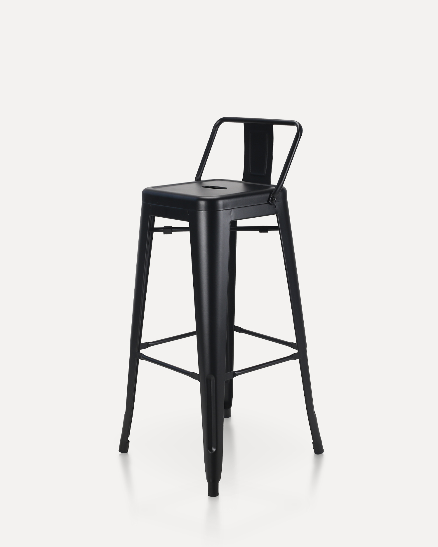 ভিনটেজ আয়রন ডিজাইনের চেয়ার