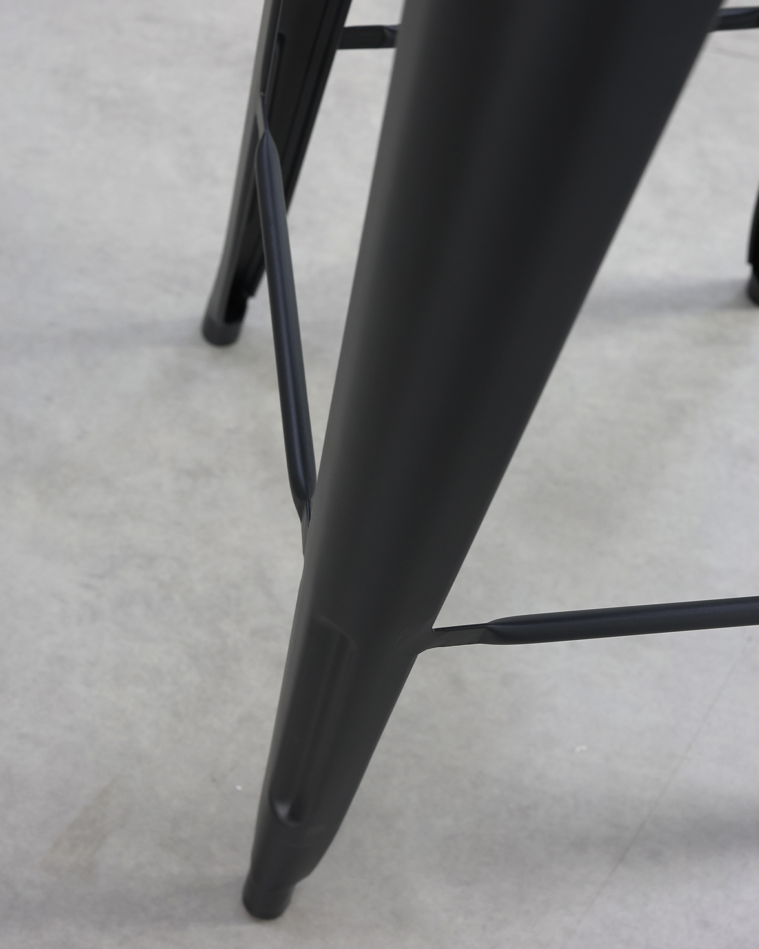 রেট্রো ব্ল্যাক ডাইনিং ডিজাইনের চেয়ার রেট্রো ব্ল্যাক ডাইনিং ডিজাইনের চেয়ার