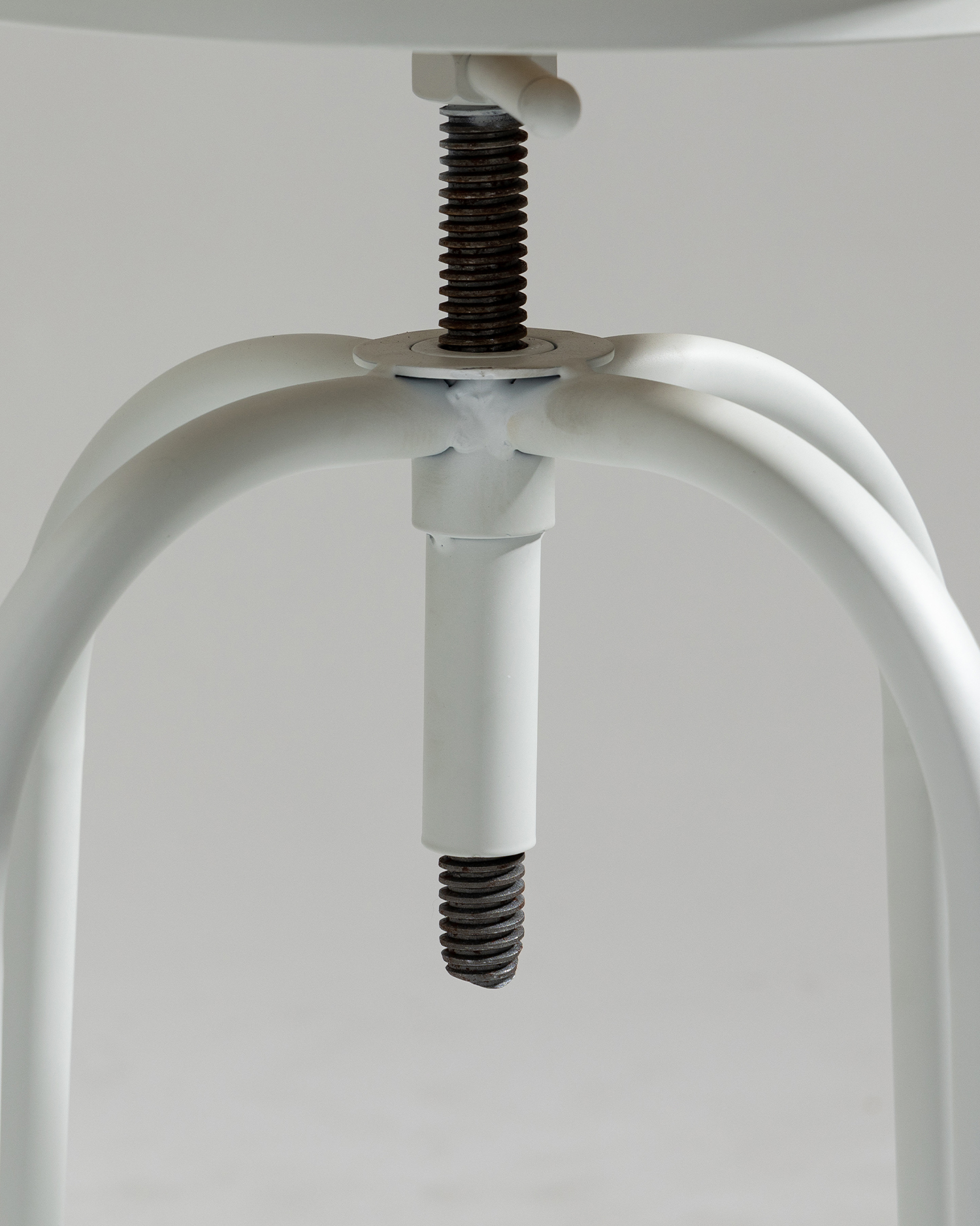 সামঞ্জস্যযোগ্য আয়রন মল সামঞ্জস্যযোগ্য আয়রন মল