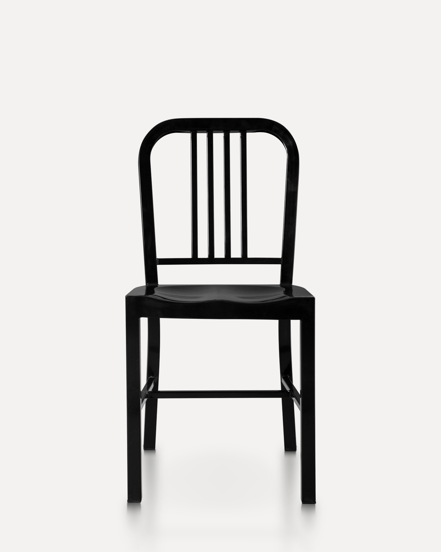 কালজয়ী নকশা আয়রন চেয়ার কালজয়ী নকশা আয়রন চেয়ার