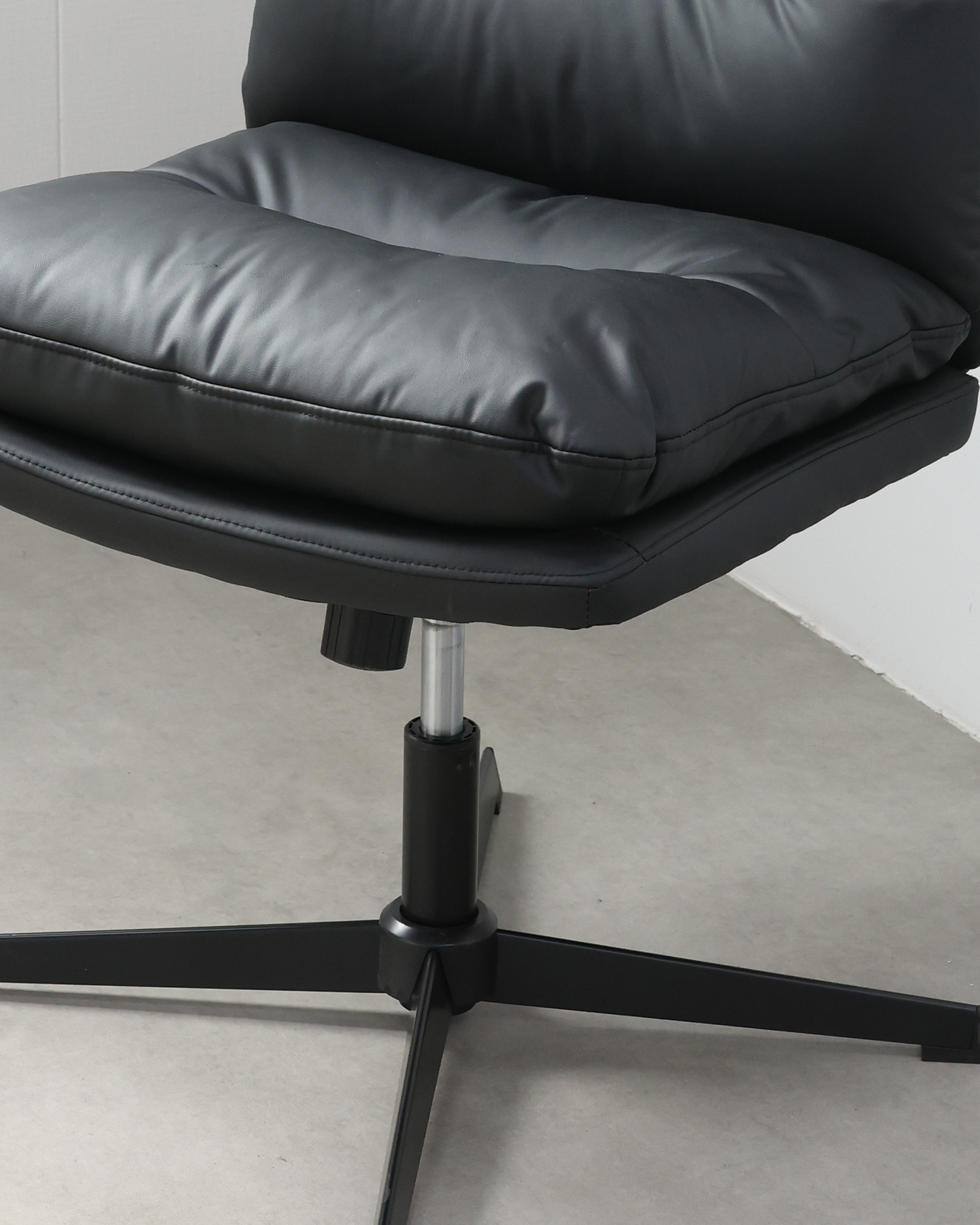 ফ্যাব্রিক লাউঞ্জ অফিস চেয়ার ফ্যাব্রিক লাউঞ্জ অফিস চেয়ার