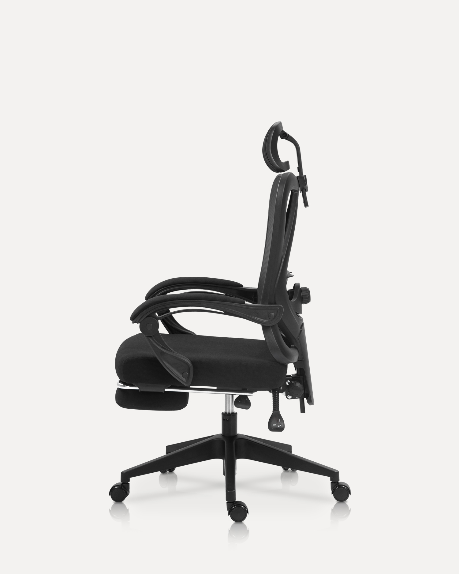 পাদদেশের সাথে অফিসের চেয়ার পুনরায় সাজানো পাদদেশের সাথে অফিসের চেয়ার পুনরায় সাজানো