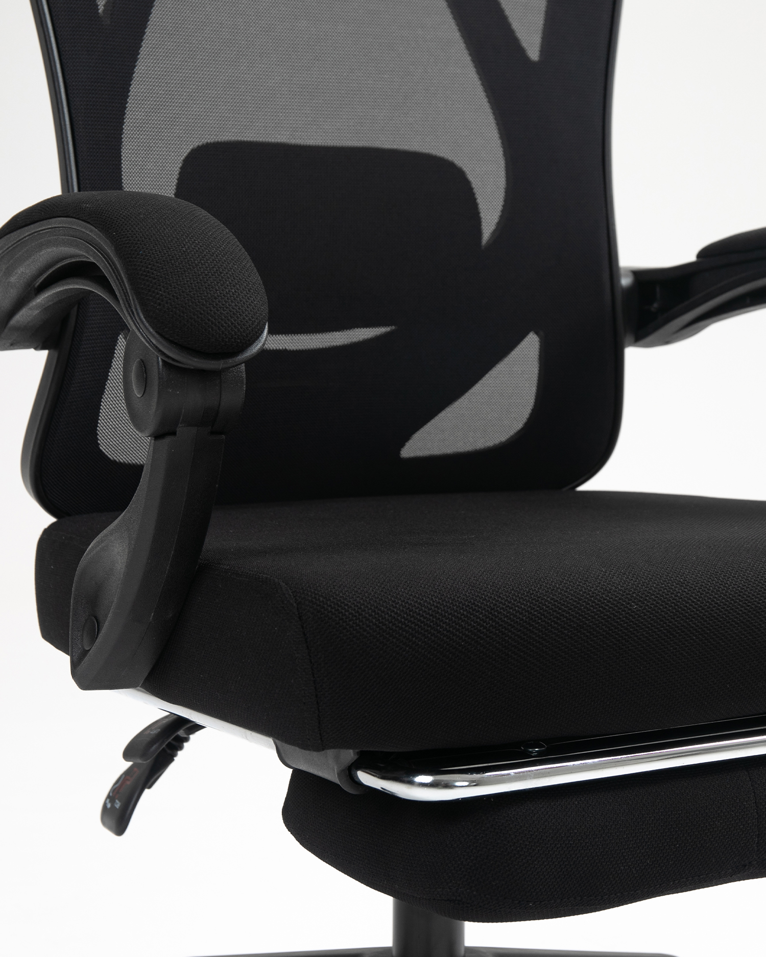 পাদদেশের সাথে অফিসের চেয়ার পুনরায় সাজানো পাদদেশের সাথে অফিসের চেয়ার পুনরায় সাজানো